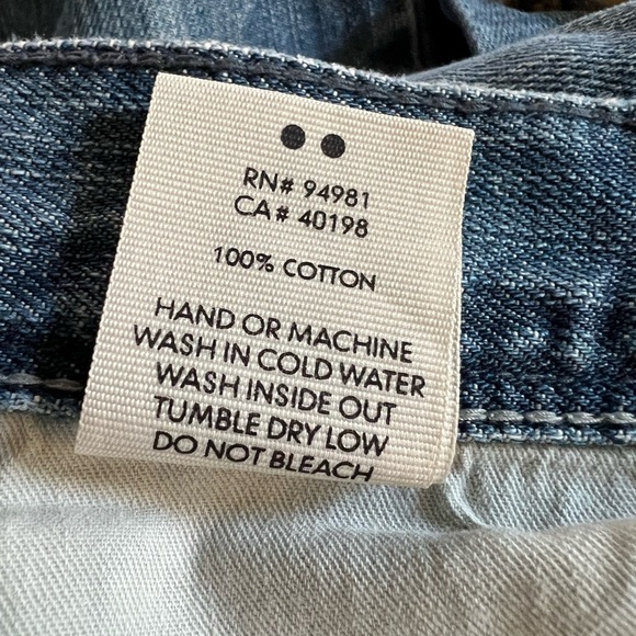 Life in Progress distressed Jeans size 28 - Picture 4 of 8